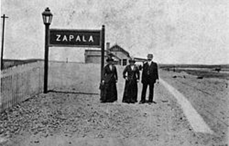 250px-Zapala_Station_Opening_Day