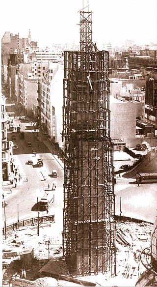 320px-Obelisco_de_Buenos_Aires_en_construcción