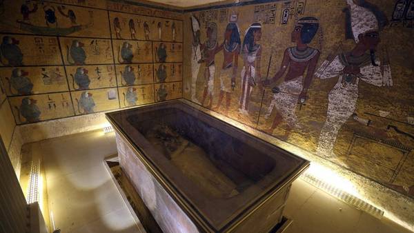 Interior-Tutankamon-Luxor-Egipto-EFEStr_CLAIMA20160317_0181_28